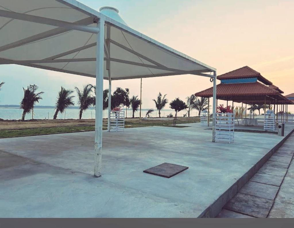 Yanam Resorts エクステリア 写真