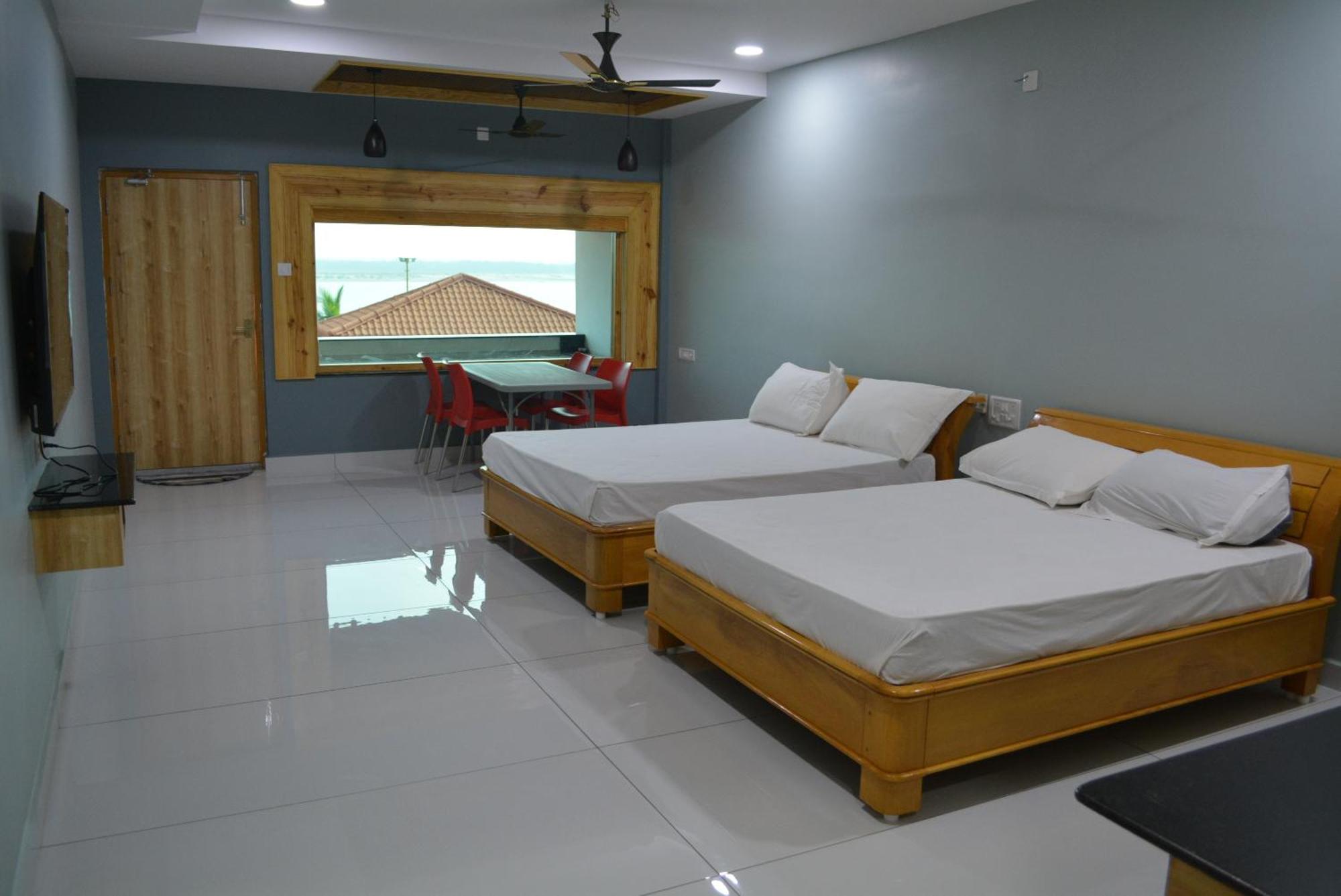 Yanam Resorts エクステリア 写真