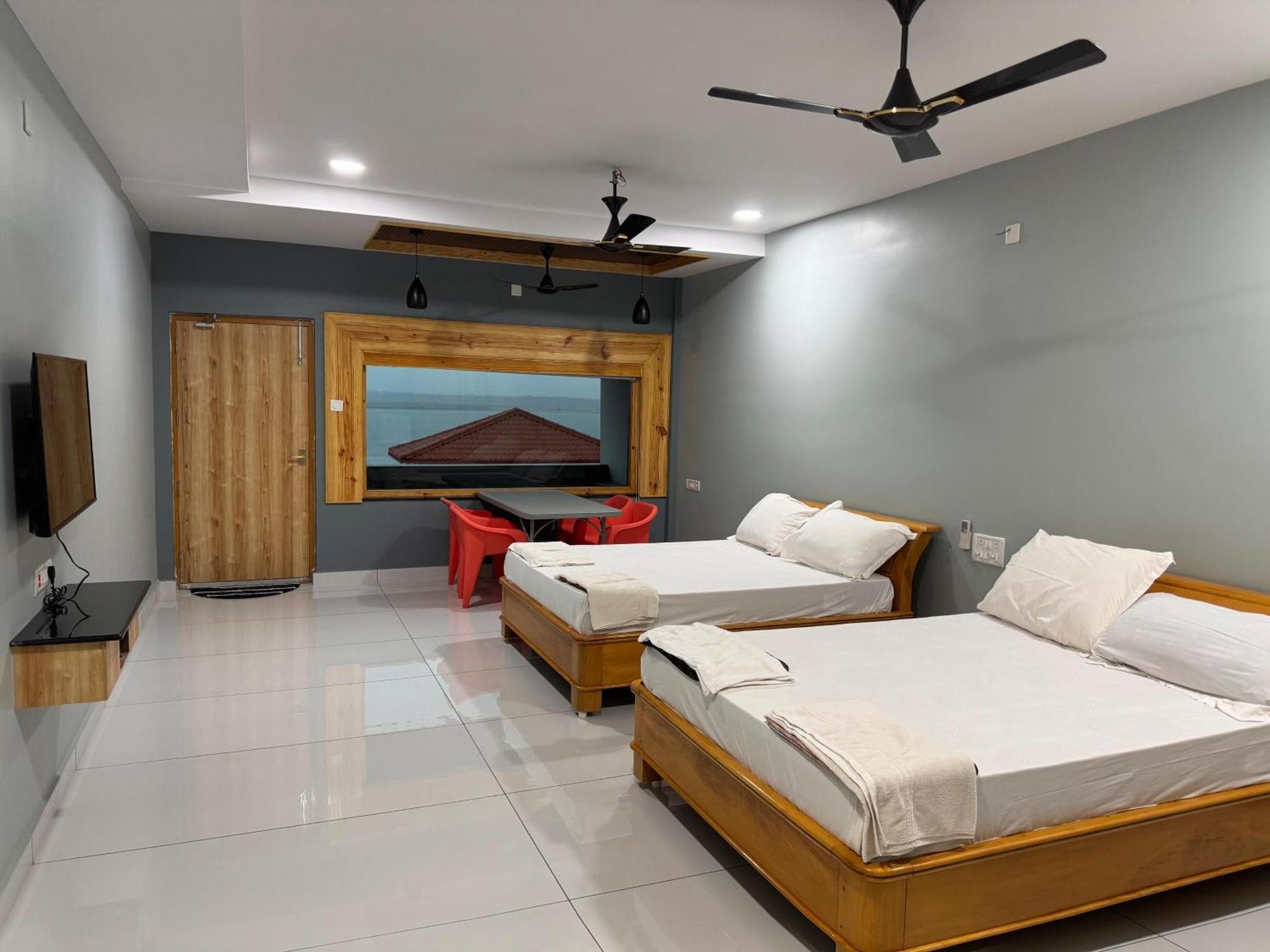 Yanam Resorts エクステリア 写真